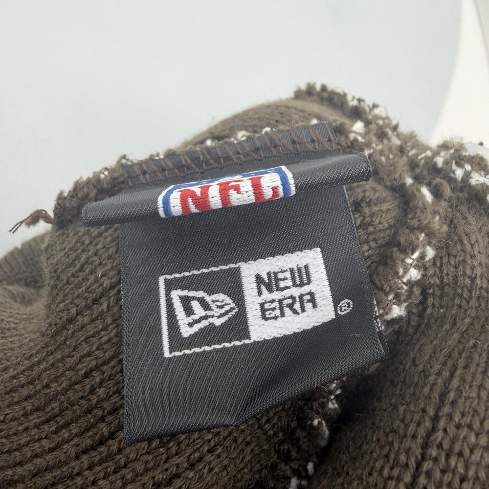 Cleveland Browns New Era Knit Beanie Hat Cap Pom Pom NFL Logo Winter Acrylic - Picture 3 of 5